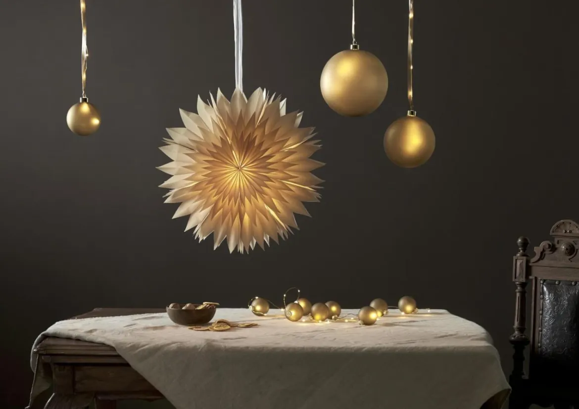 BLISS Ljusslinga Batteri 1,6m 22LED Varmvit/Guld