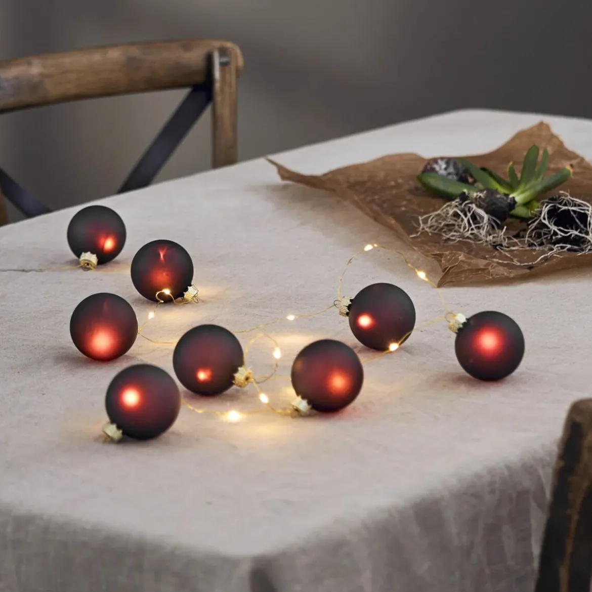 BLISS Ljusslinga Batteri 1,6m 22LED Varmvit/Röd