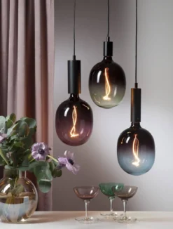 E27 DesignGlob 17,5cm Dimbar 4W 1600K 70lm Rosa LED-Lampa