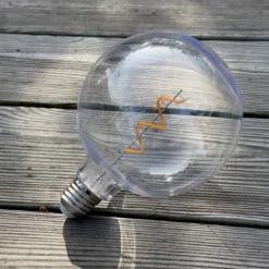 E27 Glob120 Lågvolt 12V 0,3Watt Varmvit 30lm Klar LED-Lampa