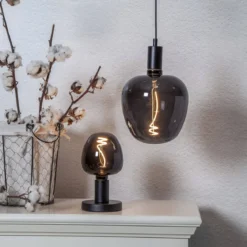 E27 Glob125 2W 2200K 40lm Svart LED-Lampa