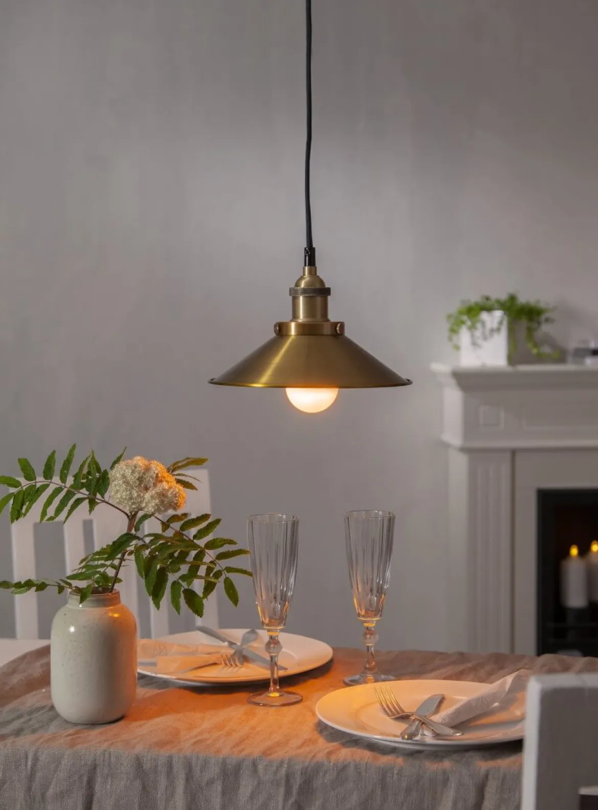E27 Normal Smart Dimbar 9W 806lm Flerfärgad LED-Lampa