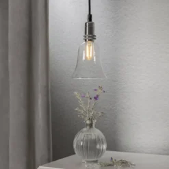E14 Rörlampa Klar 1.8W 2700K 250lm LED-Lampa