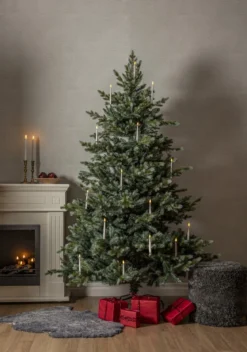 GREYLAND Julgran 210cm Grön