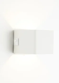 ISEO Vägglampa USB-Laddbar 10cm Mattvit IP44