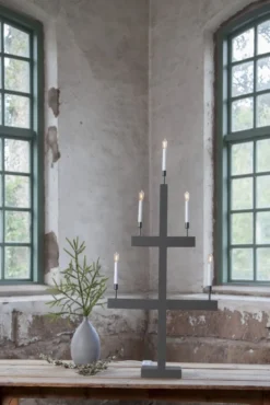 STORM Träljusstake 118cm Grå