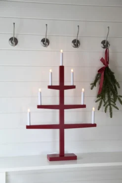Tripp Ljusstake 7L 77cm Röd