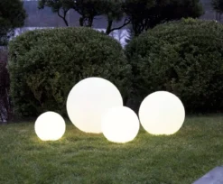 TWILIGHTS Utedekoration Boll 30cm Vit